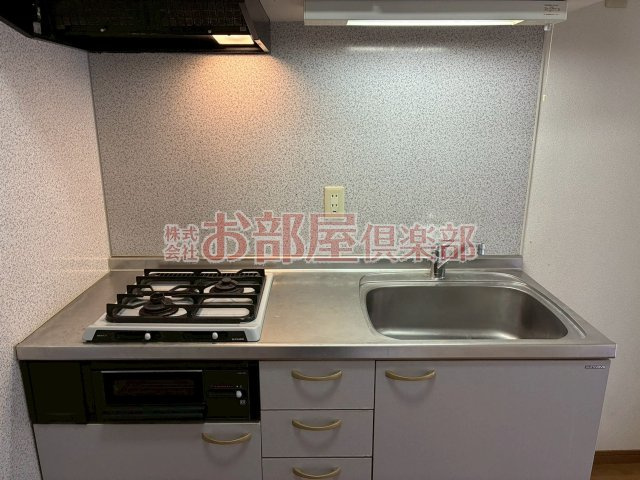 MAPLECOURTⅠのキッチン|きれいなキッチンです