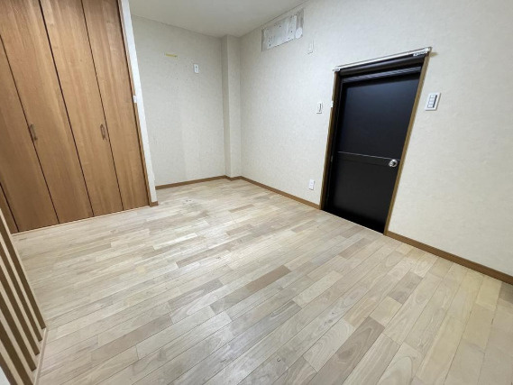上京区中務町 中古戸建の洋室