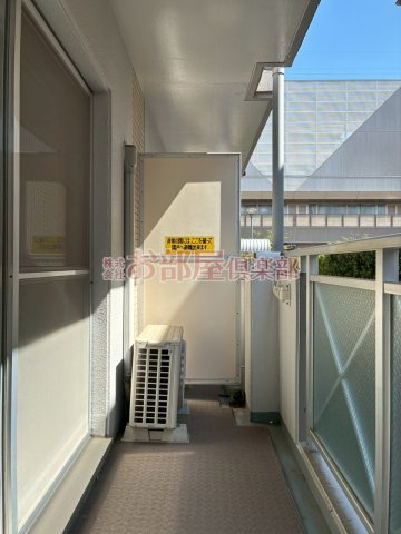 MAPLECOURTⅠのバルコニー|広々としたバルコニーです