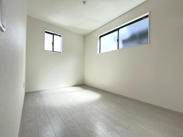 【子供部屋】 | 福岡市南区大池2丁目1期　1号棟（全1棟）【仲介手数料無料・0円】 | 施工例。施工例は完成時と異なる場合があります。