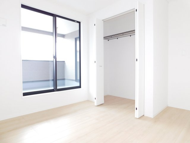 名古屋市港区福田１丁目の新築一戸建の洋室|◇洋室◇　　南面で明るい洋室６．０帖　全居室収納完備！　バルコニー利用可♪