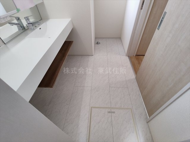 【脱衣所】 | 入間郡越生町越生東６丁目　全４棟　2号棟 | 洗面室