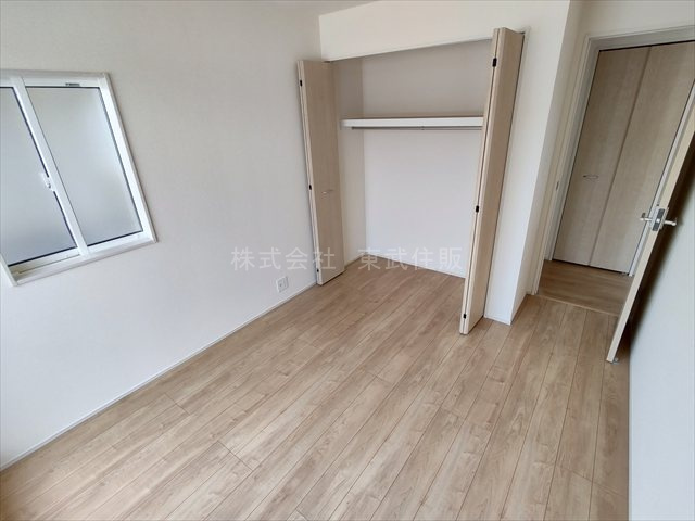 【子供部屋】 | 入間郡越生町越生東６丁目　全４棟　2号棟 | 洋室5.0帖、お子さんのためのお部屋にいかがでしょうか