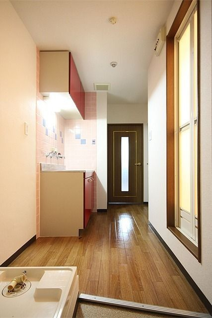 ルミエール西長堀の玄関