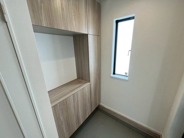 ハートフルタウンうるま市江洲全10棟（新築戸建て・分譲住宅）の玄関