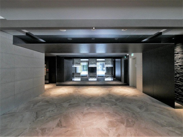 S-RESIDENCE福島Alovitaのロビー