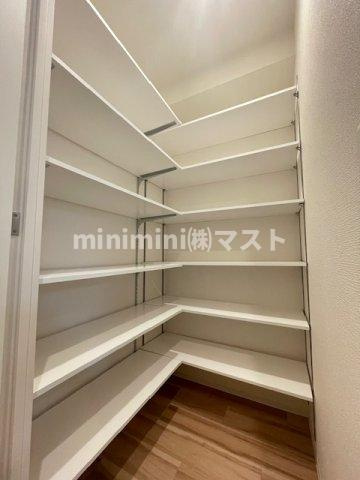 コンフォリア・リヴ淡路町一丁目のその他