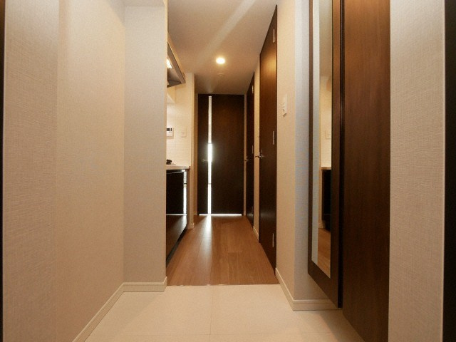 S-RESIDENCE福島Alovitaの玄関