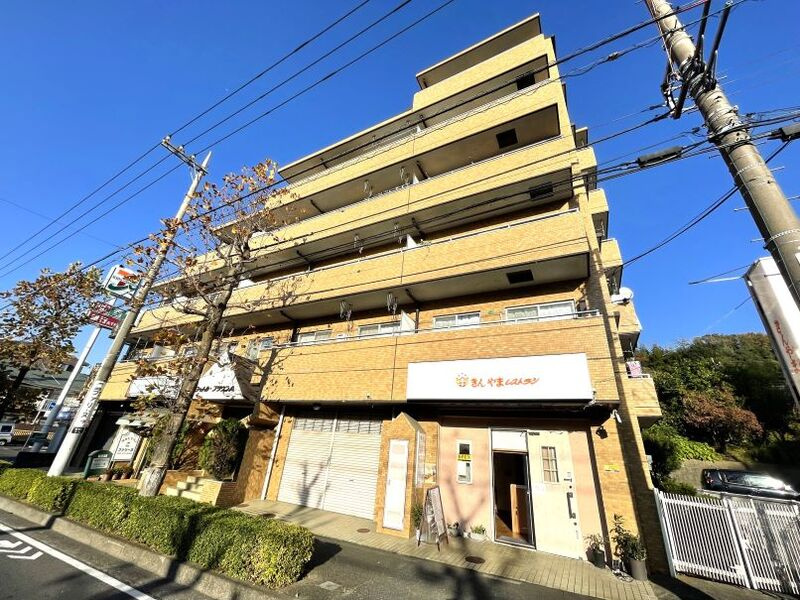 多摩市馬引沢２丁目の賃貸マンション