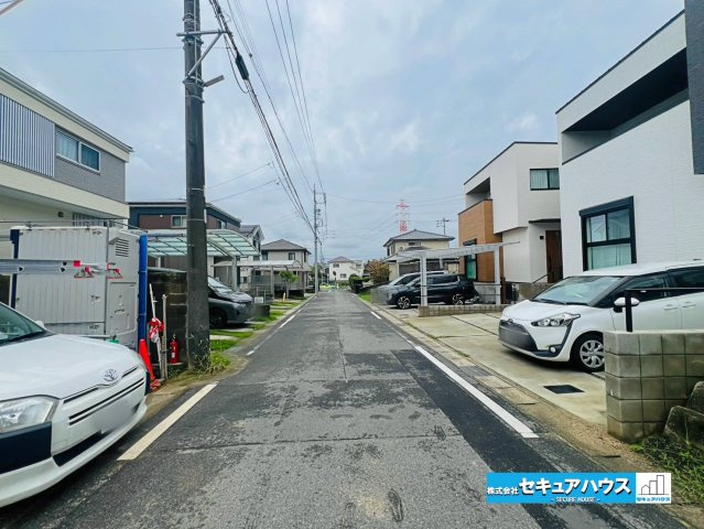 【本日ご案内可能】刈谷市泉田町半崎　全2棟の前面道路含む現地写真|事前予約にて現地ご見学いただけます！お気軽にお問い合わせください♪
■株式会社　セキュアハウス　豊明店■
住宅ローンに強く、知識、経験豊富なスタッフ在籍
お客様に寄り添い、ご成約後もサポート致します。