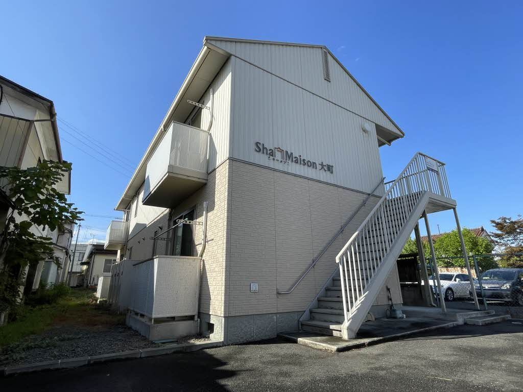 シャーメゾン大町