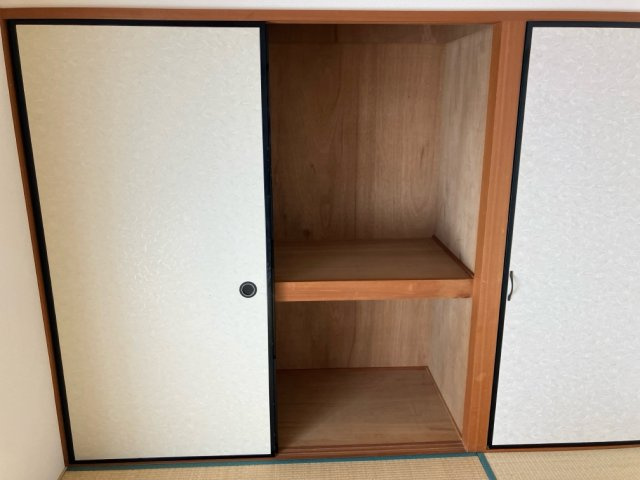 やくもハイツの収納