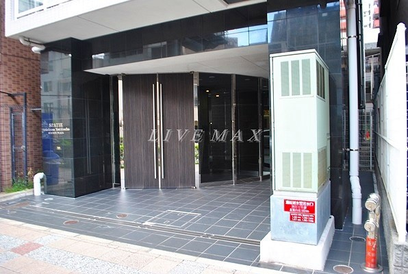 【エントランス】スパシエ横浜吉野町ステーションプラザ 