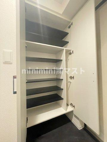 コンフォリア・リヴ淡路町一丁目のその他