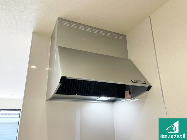■宝塚市中州　新築一戸建ての設備|汚れにくいスロットフィルタでお手入れラクラク！ＬＥＤ照明付き！