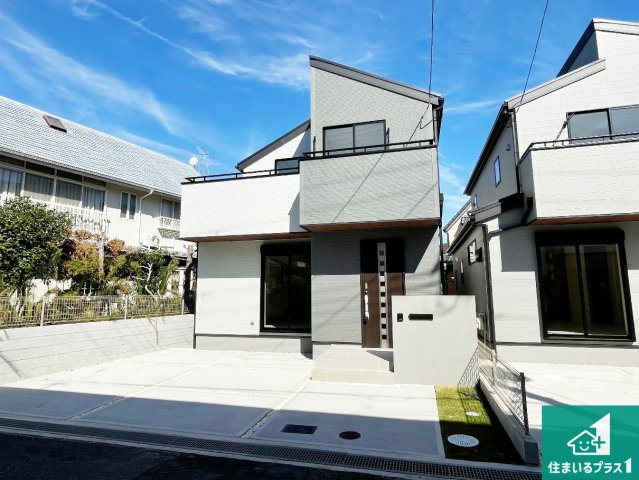 ■宝塚市中州　新築一戸建ての外観|安心の10年保証！外観を美しく保ち、雨水で汚れを落とします！気になることがありましたら、お気軽にお問い合わせください！