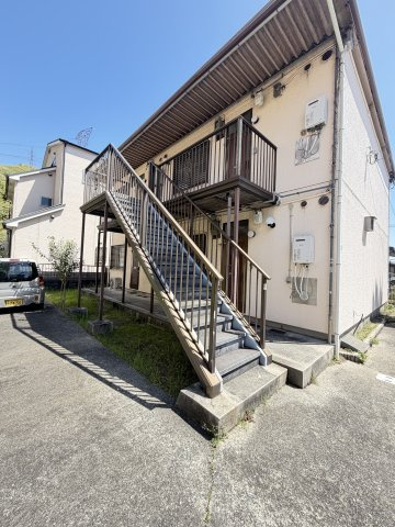 コスモハイツ六甲のエントランス