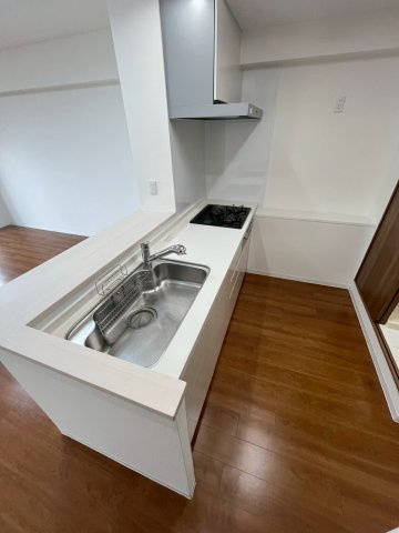 パームスクエアジェームス山 のキッチン|コンパクトなキッチンで掃除もラクラク
