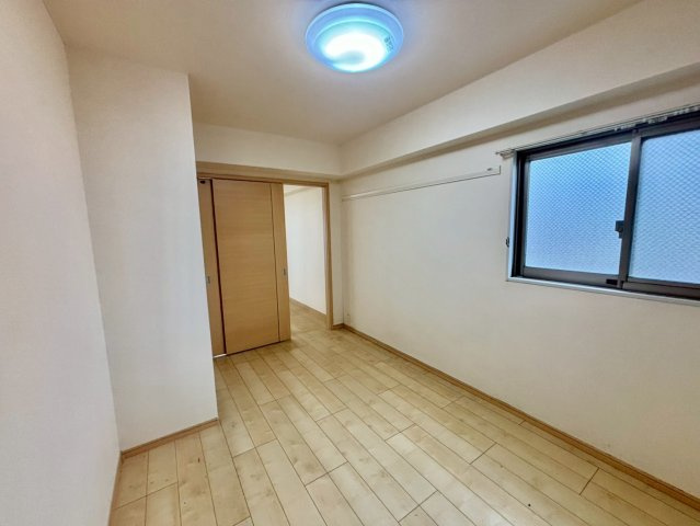 RUTS 総社本町の洋室