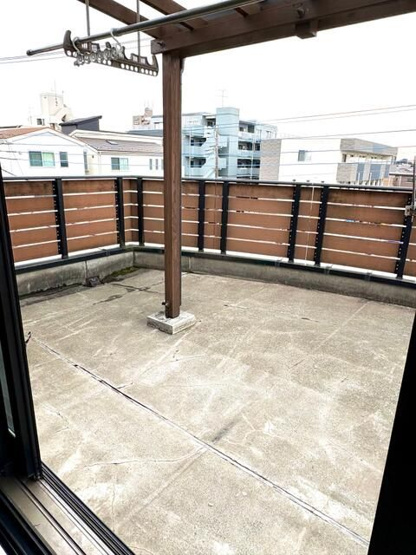 【バルコニー】 | エスコート
