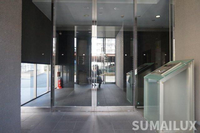 熊本市中央区本荘３丁目の賃貸マンションのエントランス