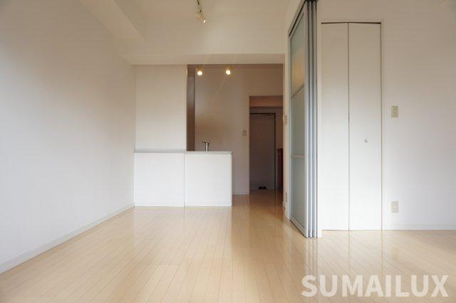 熊本市中央区本荘３丁目の賃貸マンションの居間・リビング
