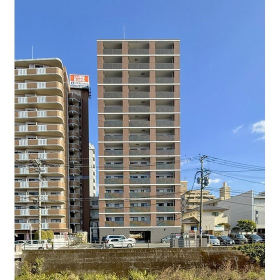 熊本市中央区坪井１丁目の賃貸マンションの外観
