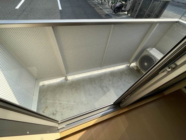シャーメゾン朝日ヶ丘Ｃのバルコニー