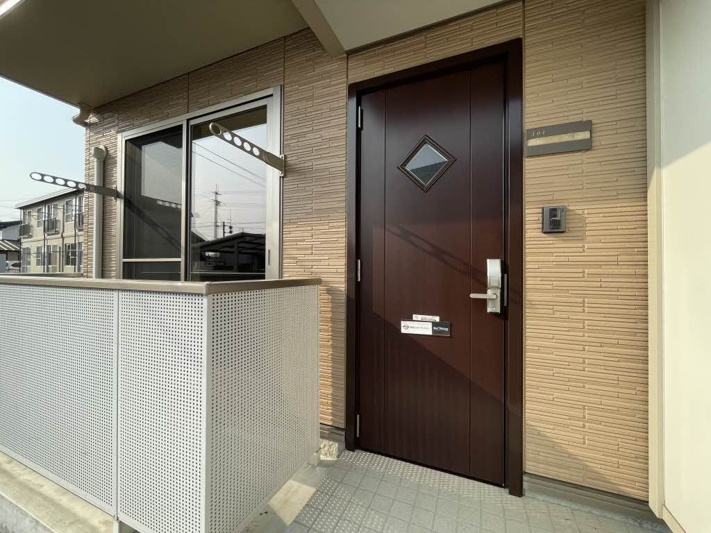 シャーメゾン朝日ヶ丘Ｃの玄関