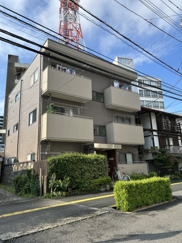 コーポヤマダの外観