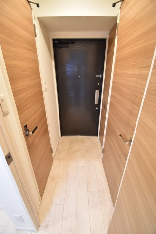 スプランディッド難波の玄関