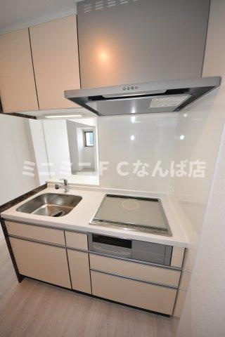 セレニテフラン難波のキッチン