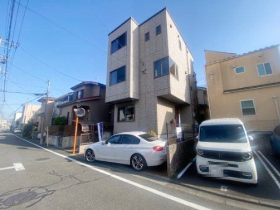 祝　成約済み　八王子市　台町４丁目　中古戸建て　の前面道路含む現地写真|～仲介手数料無料☆八王子ひなた不動産～　八王子市台町　中古戸建