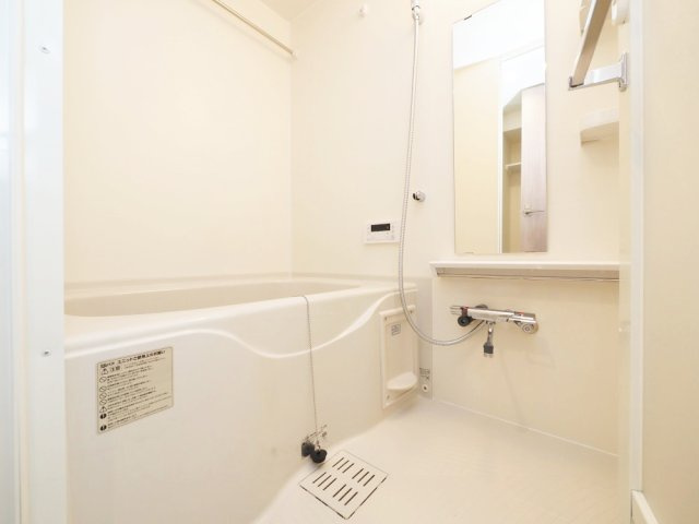 コンフォリア・リヴ桜川ソルテラスの浴室