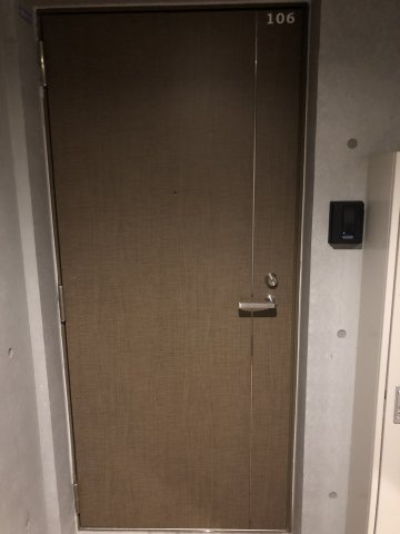 エクサム西新宿の玄関|他部屋