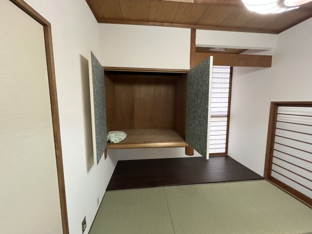 東人丸町戸建の和室