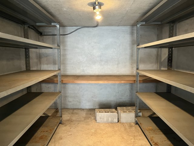 東人丸町戸建の収納