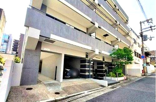 クレメント神戸・大倉山の外観|各方面アクセスがいい住居は日々の生活を助けてくれますね。