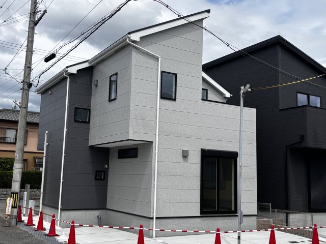 神戸市西区伊川谷町潤和新築戸建１号棟