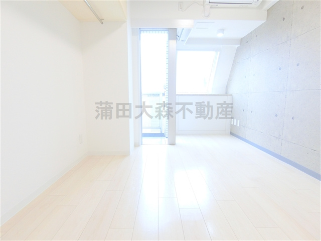 プロフィットリンク蒲田の居間・リビング