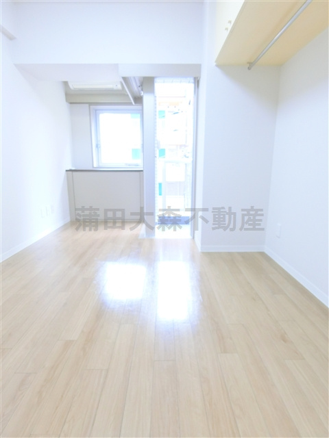 プロフィットリンク蒲田の居間・リビング|洋室