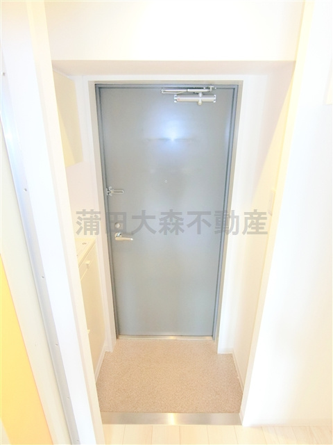 プロフィットリンク蒲田の玄関