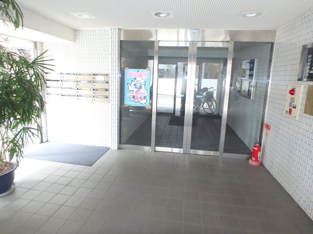 ライオンズマンション元住吉第3弐番館のエントランス