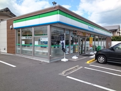 【周辺】 | ラティオ．ＦＪ | ファミリーマート松山土手内店様まで650m
