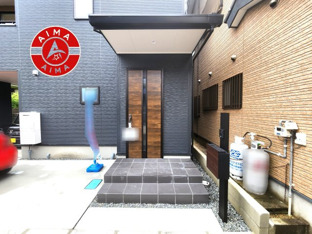 糟屋郡志免町田富1丁目第3-1棟（1号棟）の玄関|おでかけの時も帰った時も、「我が家」を最初に感じでもらえる素敵な空間に。