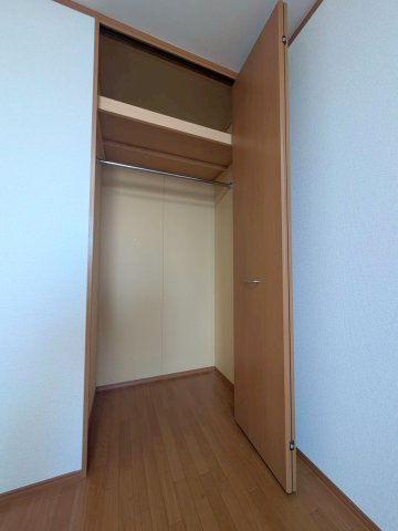 メゾン御所水の収納