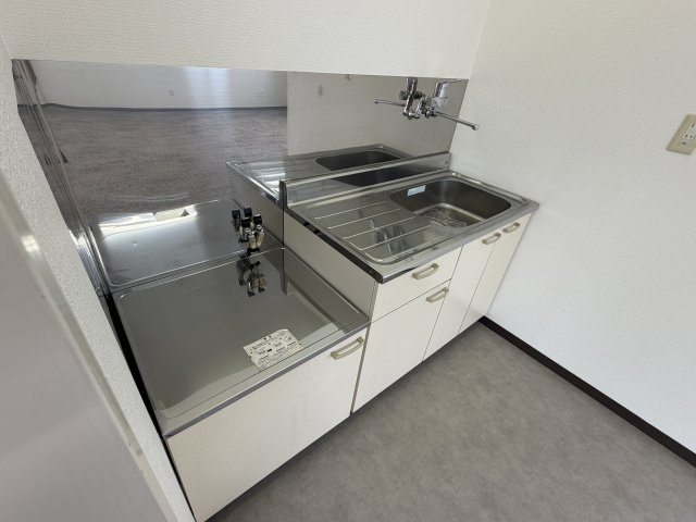 西中瀬1丁目貸店舗のキッチン