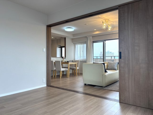 アパガーデンピア関屋の洋室