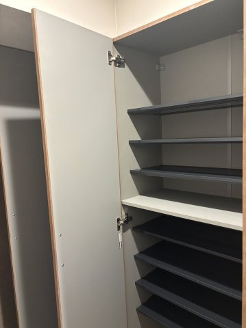 アパガーデンピア関屋の玄関