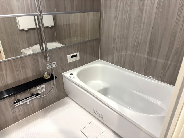 アパガーデンピア関屋の浴室